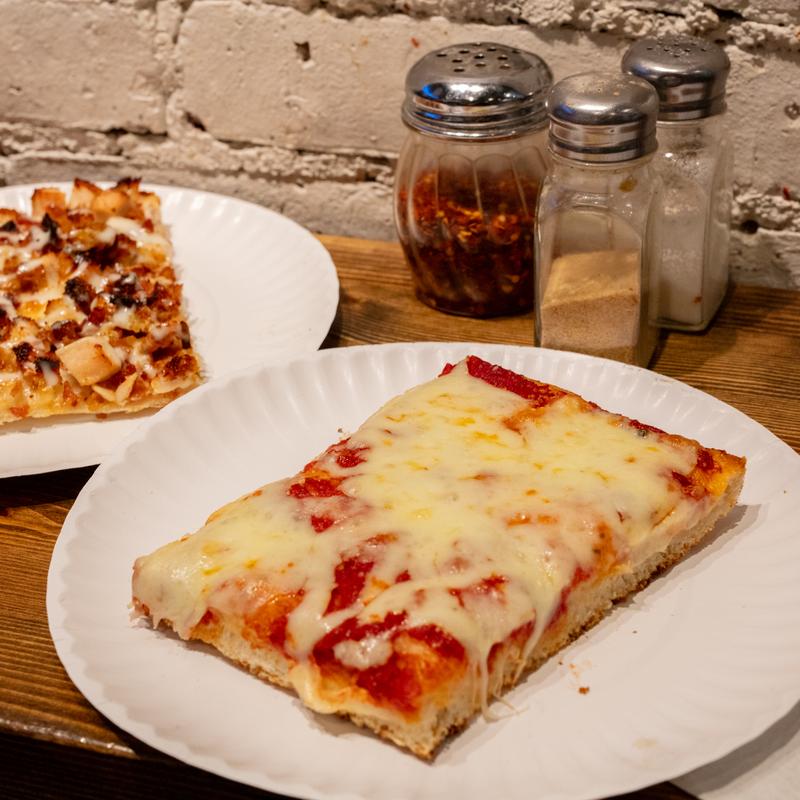 Mimi's Pizza (3rd Ave & 86th)