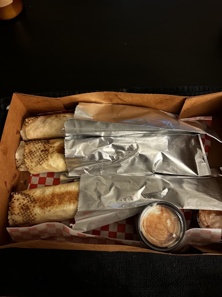 Miya Miya Shawarma