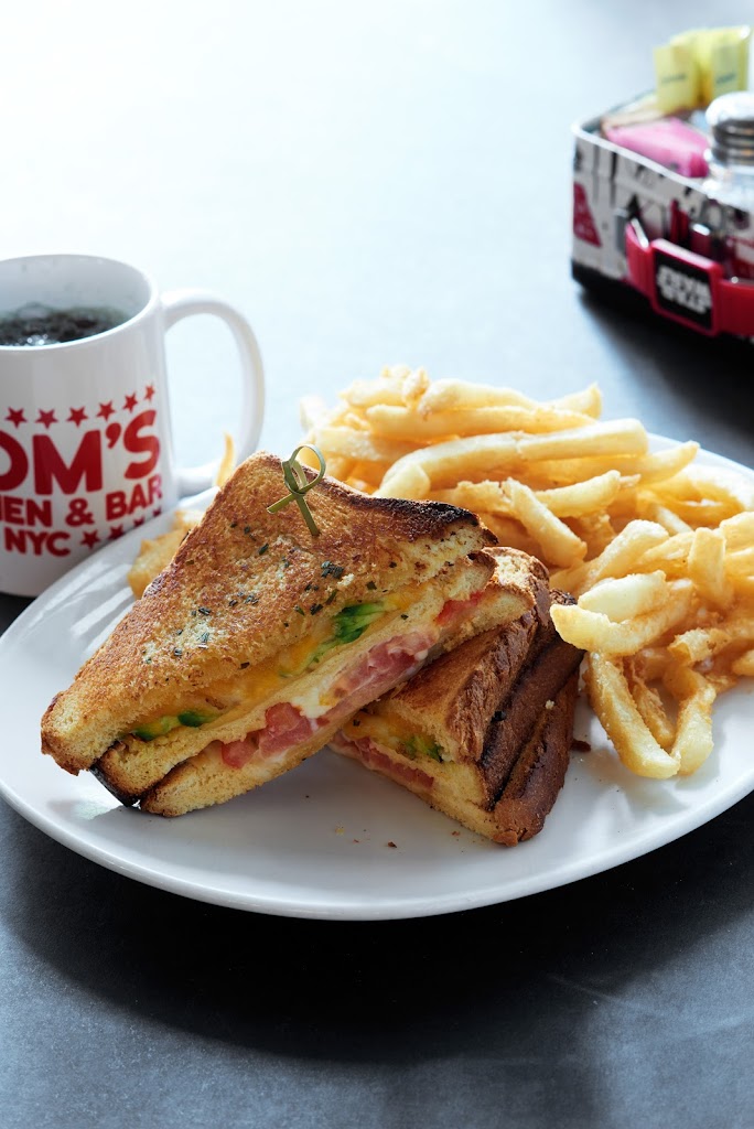 Mom's Kitchen & Bar
