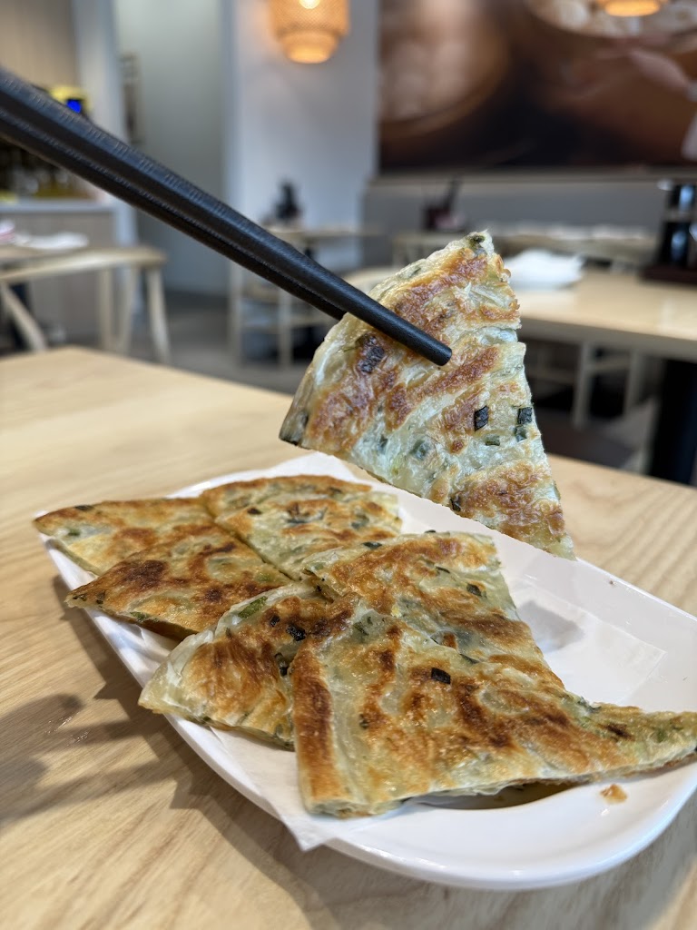 Mom's Pan-Fried Bun 老娘水煎包 | Scarborough