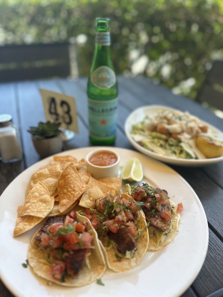 MoMo's