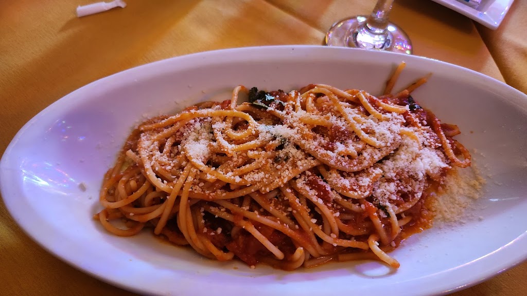 Mona Lisa Restaurant & Bar