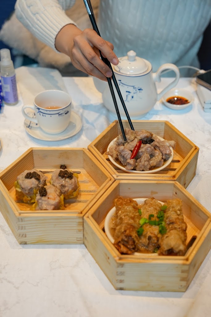 Moon Palace Cantonese Cuisine