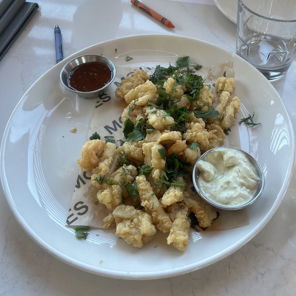 Moxies Vaughan Colossus Restaurant