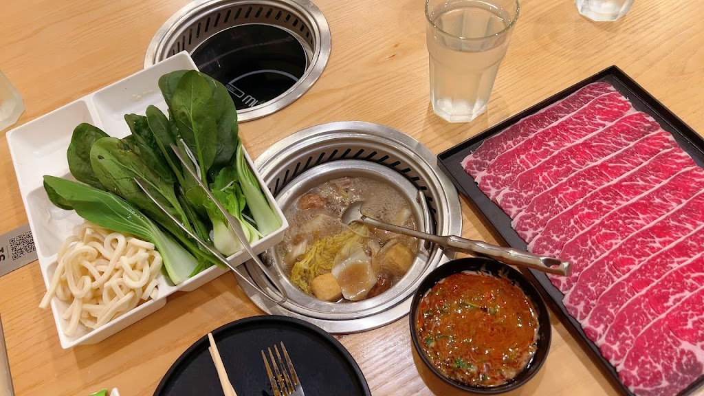 Mumu Hot Pot