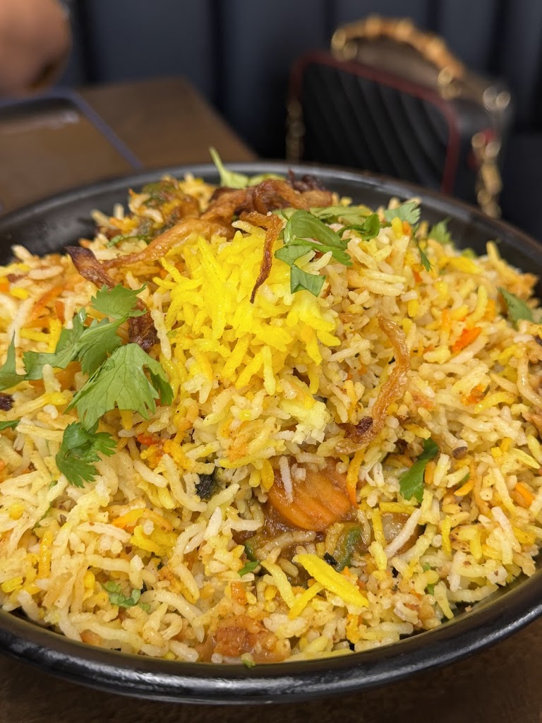 Naans & Curries