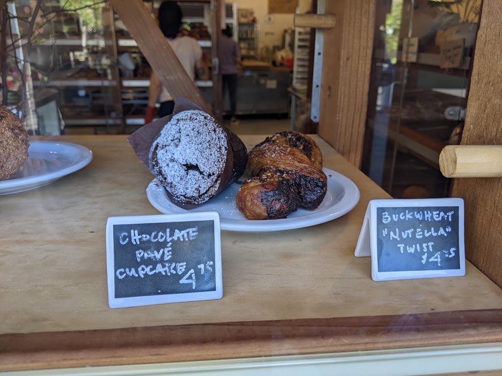 Nabolom Bakery - Pizzeria.