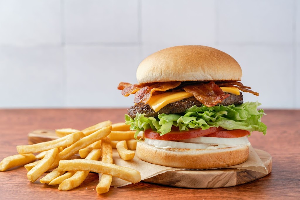 Nation's Giant Hamburgers & Great Pies
