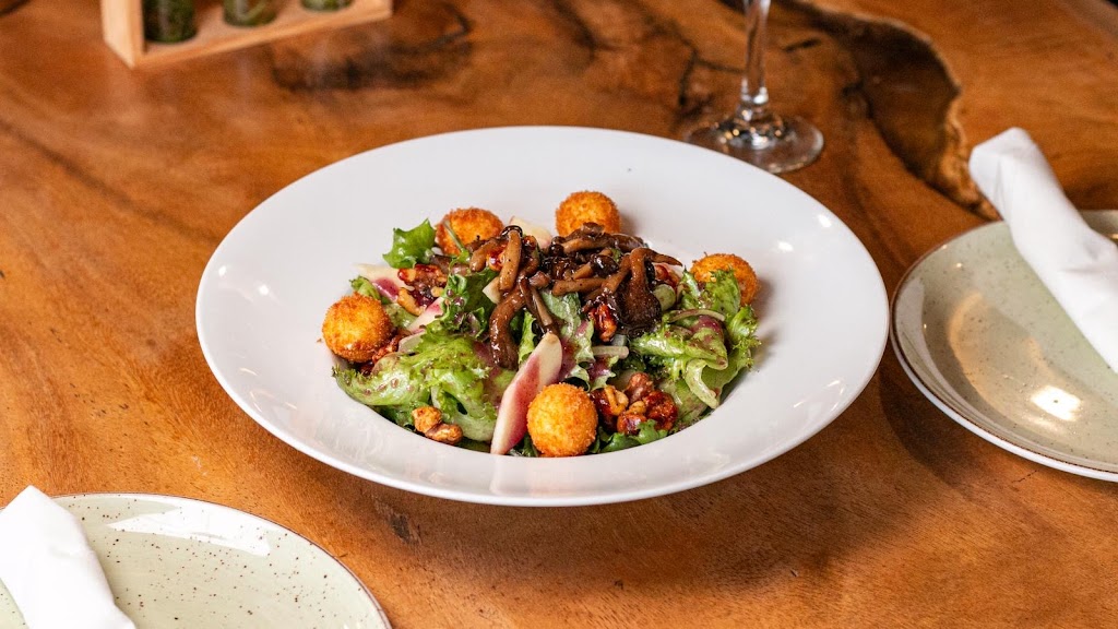 NOLA EATERY & BAR