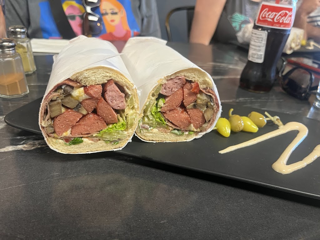 Noon Cafe