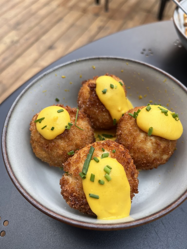 Nuna Kitchen & Bar
