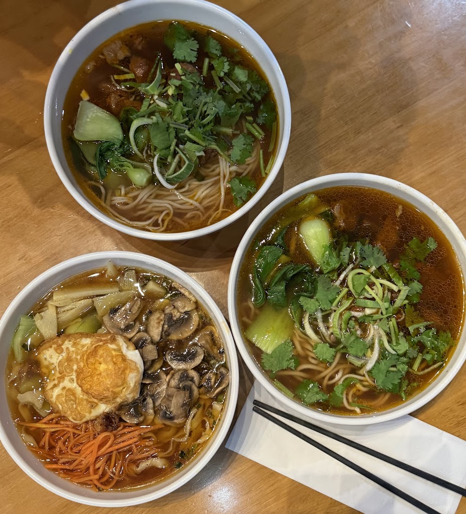 Omni Noodle Palace(Yonge Sheppard Centre) 东方宫兰州牛肉拉面