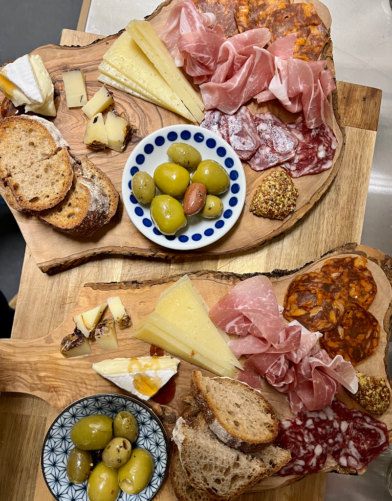 Ora Wine bar