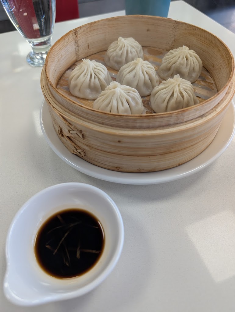 Oriental Basil Taiwanese Restaurant 阿鈜滷肉飯
