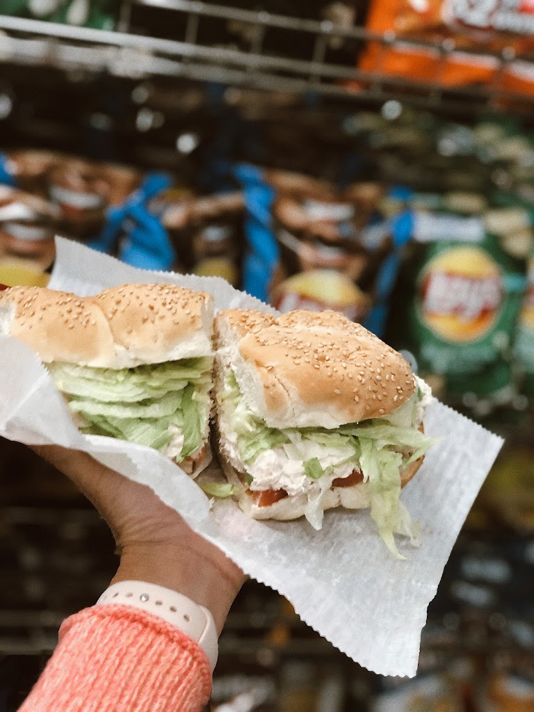 P & K Delicatessen