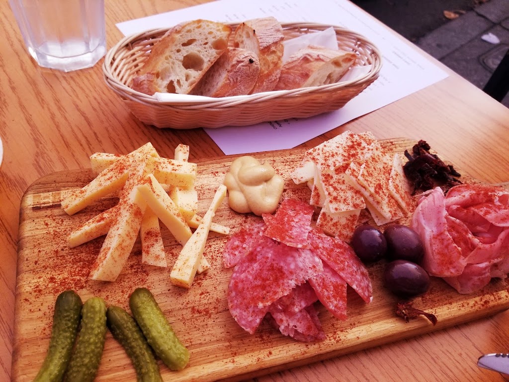 Paprika restaurant
