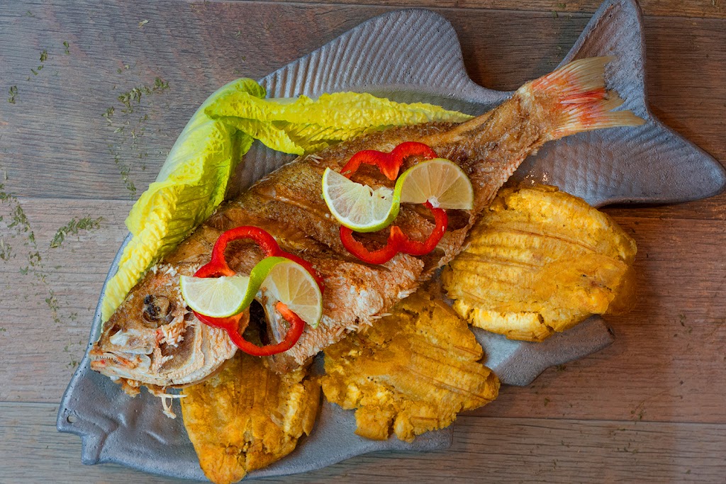 Para Ti Colombia con Sabor Restaurant-Bar