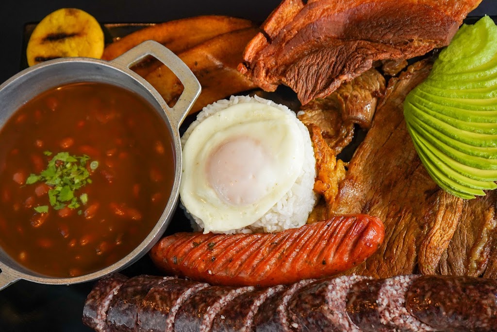 Paraiso Colombiano