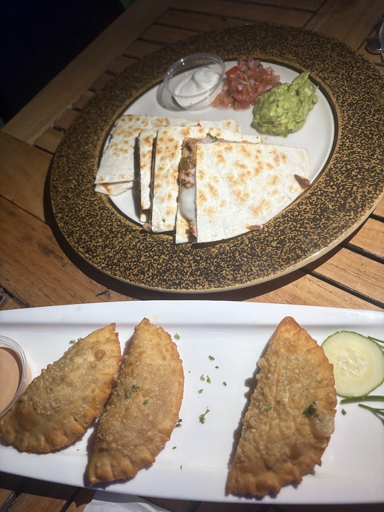 Pat'e Palo Bar & Grill