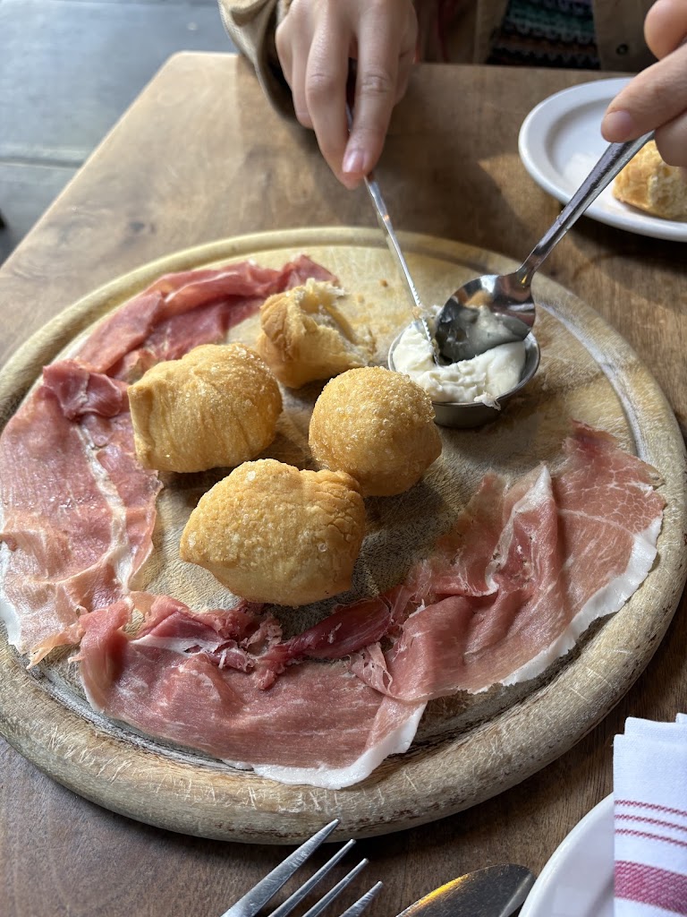 Pazzia Ristorante Italiano