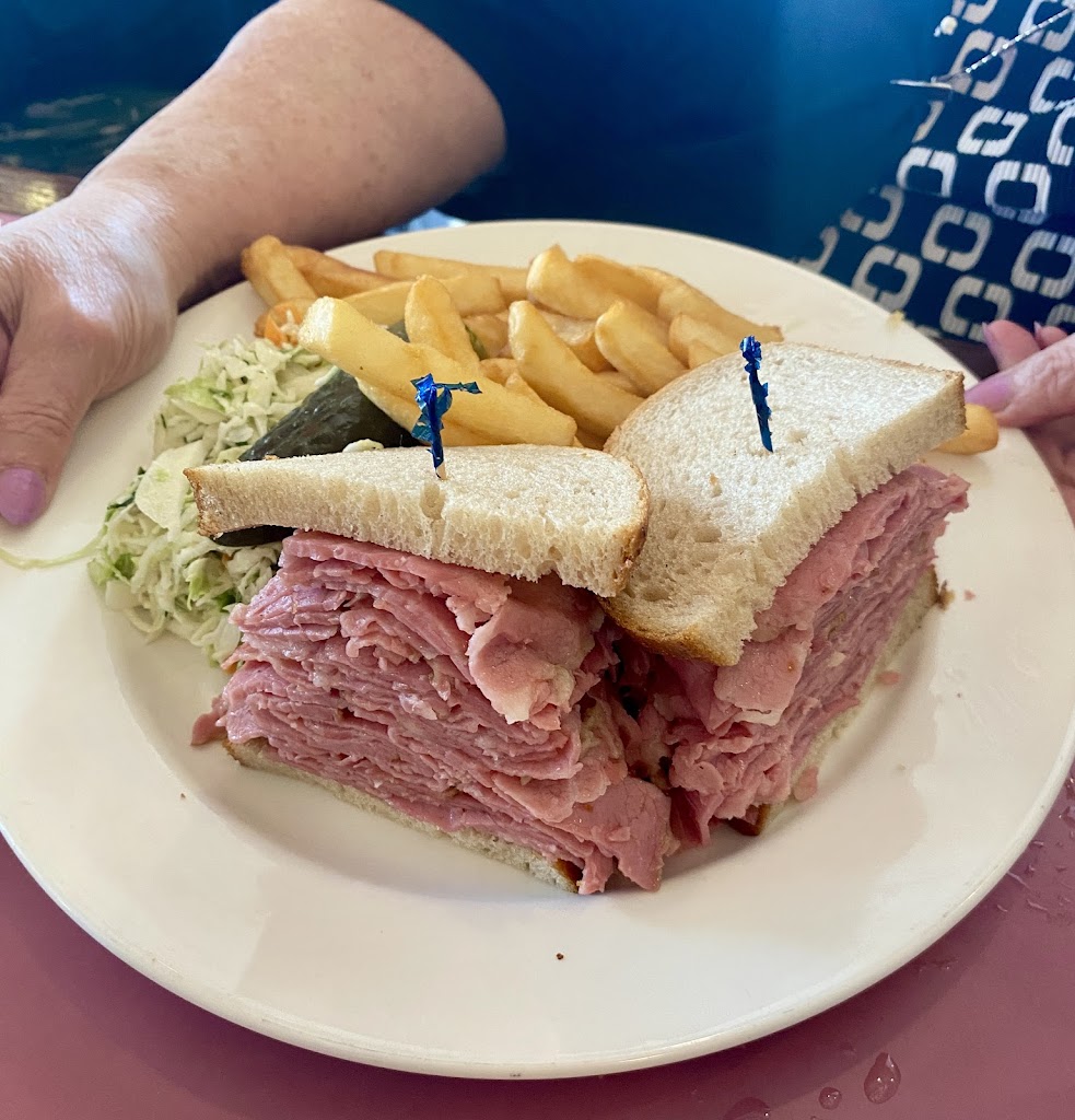 Peter's on Eglinton Restaurant