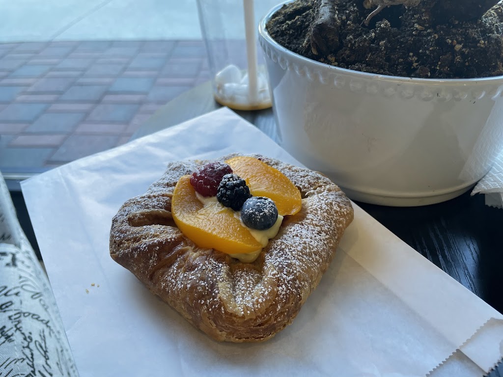 Petite Bouchée Patisserie