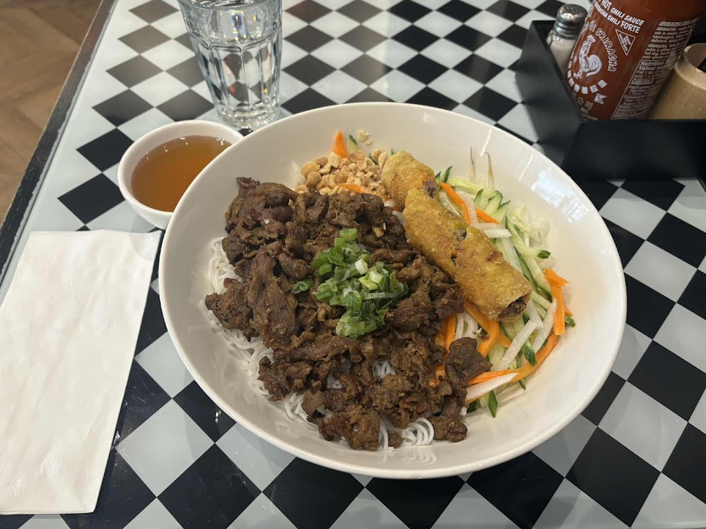 Pho 90 QueenWest