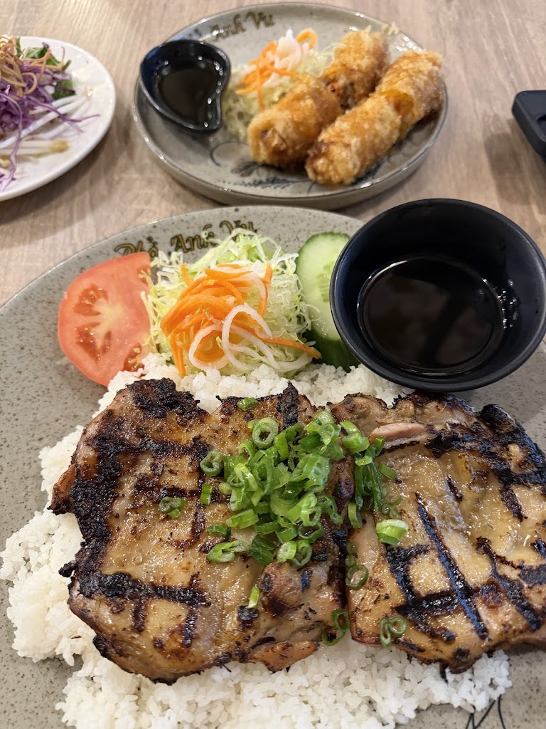 Pho Anh Vu Toronto