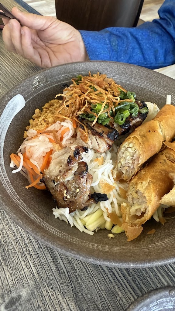Phở Ao Sen Restaurant