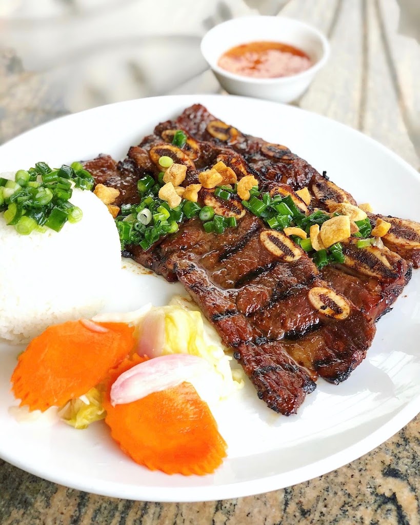 Phở Ao Sen Restaurant