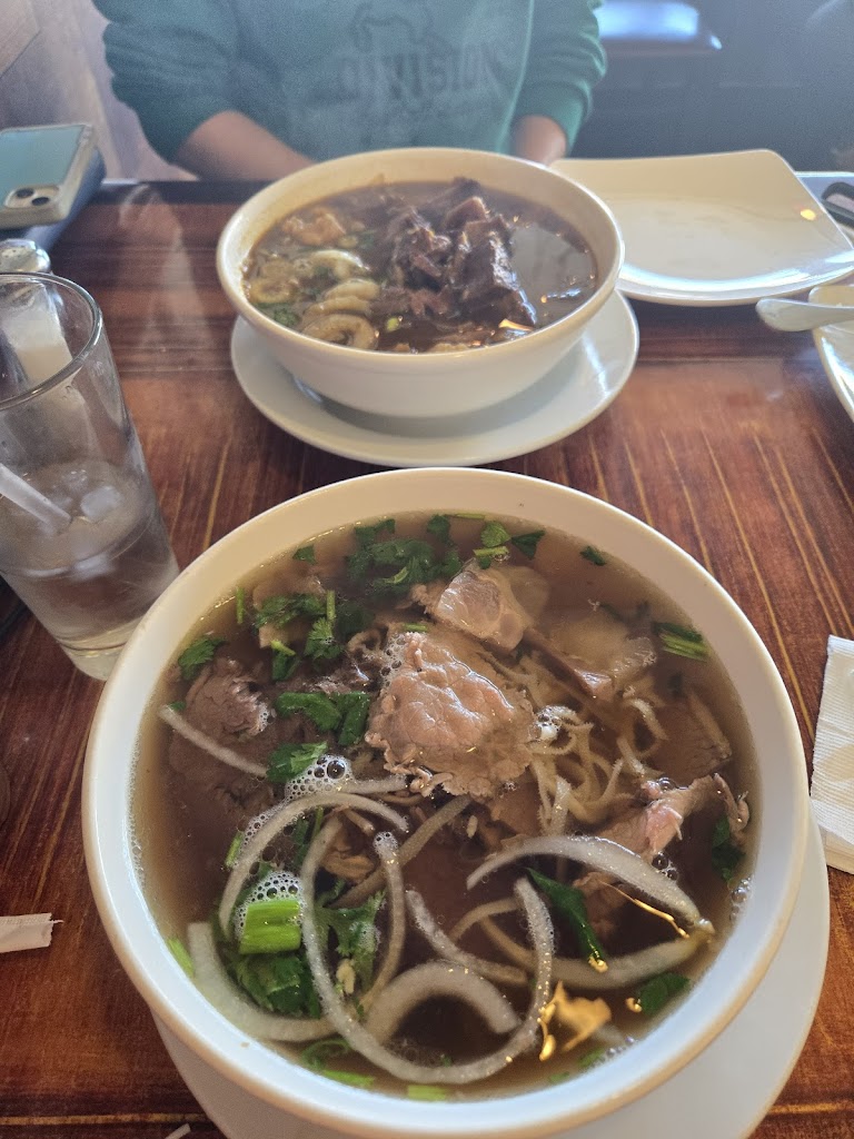Pho Horn's
