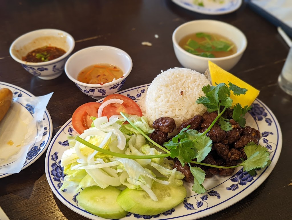 Phở Hương Vietnamese Restaurant