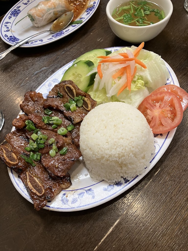 Phở Hương Vietnamese Restaurant