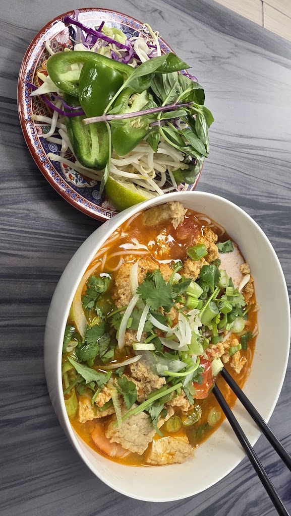 Pho Huyen & Banh Mi