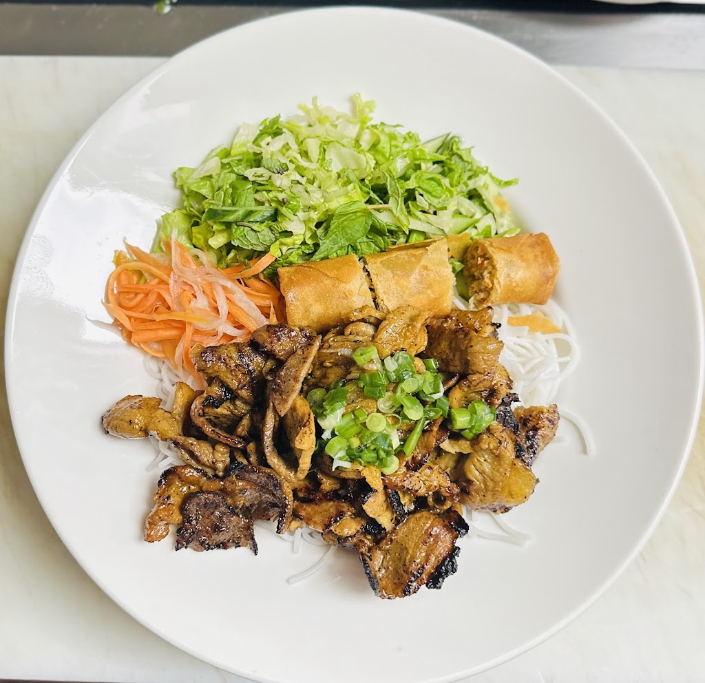 Pho Que Restaurant
