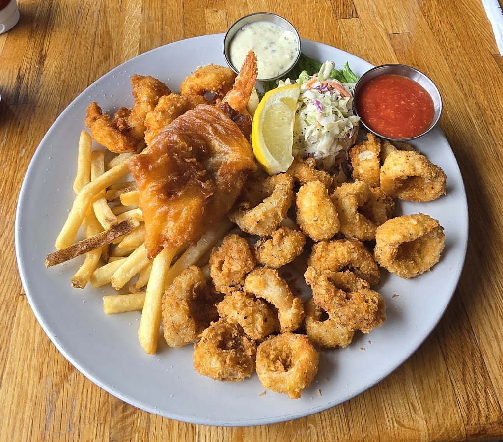 Pier Market Seafood Restaurant