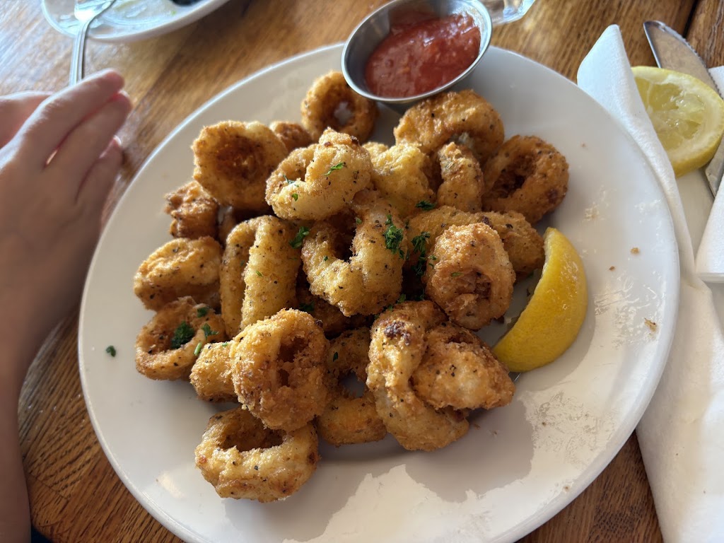 Pier Market Seafood Restaurant