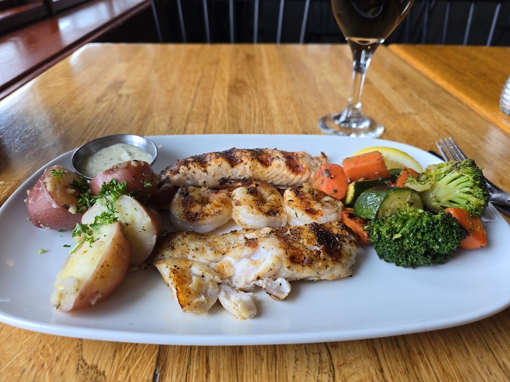 Pier Market Seafood Restaurant