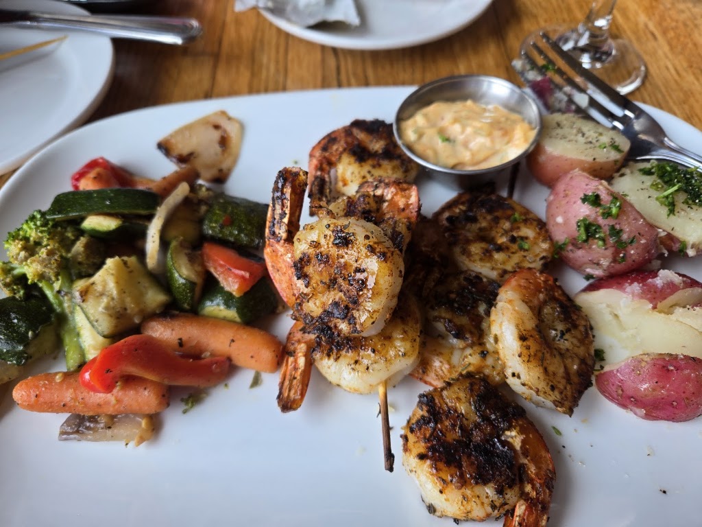 Pier Market Seafood Restaurant