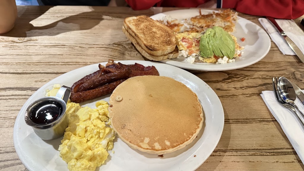 Pinecrest Diner