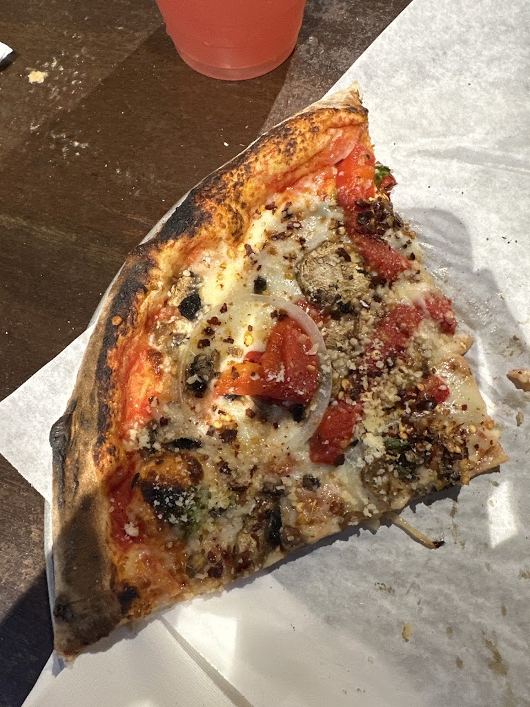 Pizza Bocca Lupo