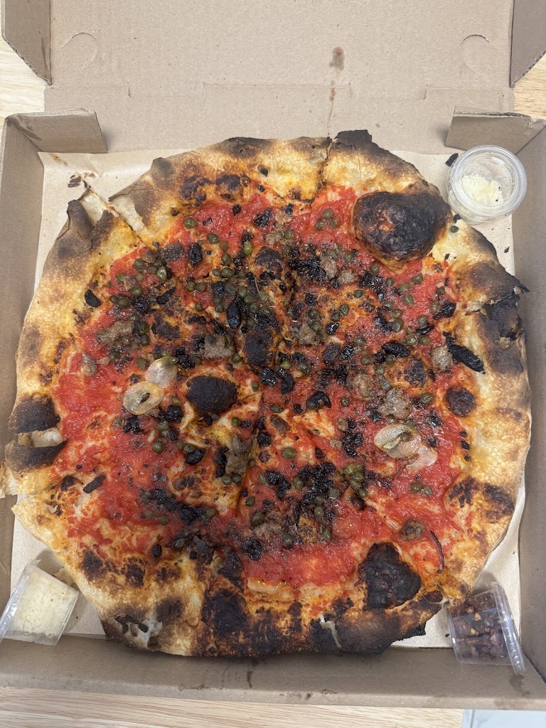 Pizzeria Delfina - Mission