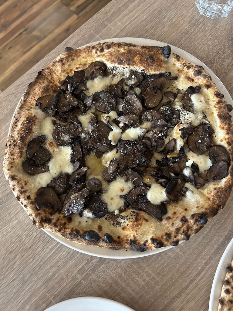 Pizzeria Via Napoli