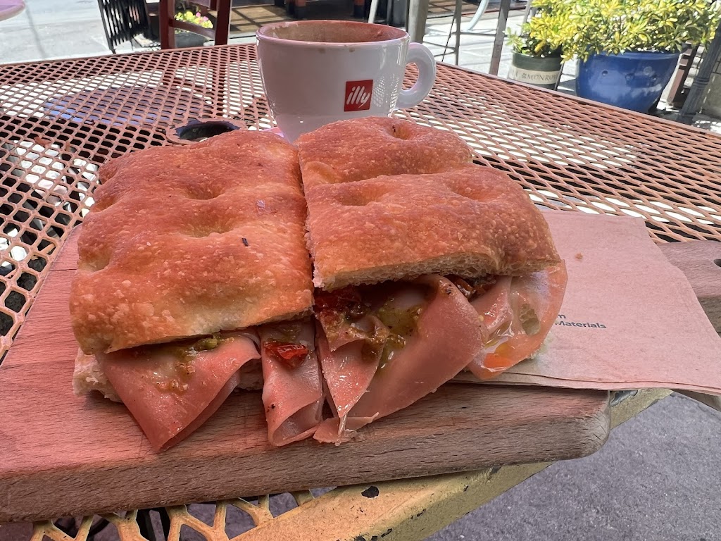 Poesia Cafe