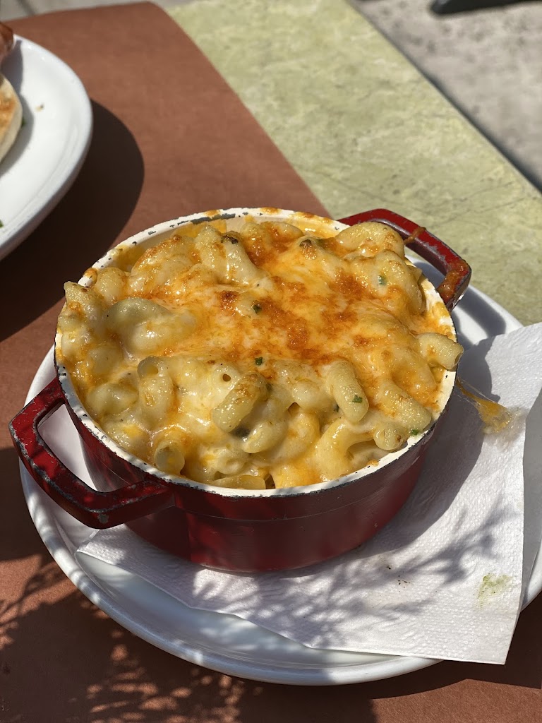 Putnam's Pub & Cooker
