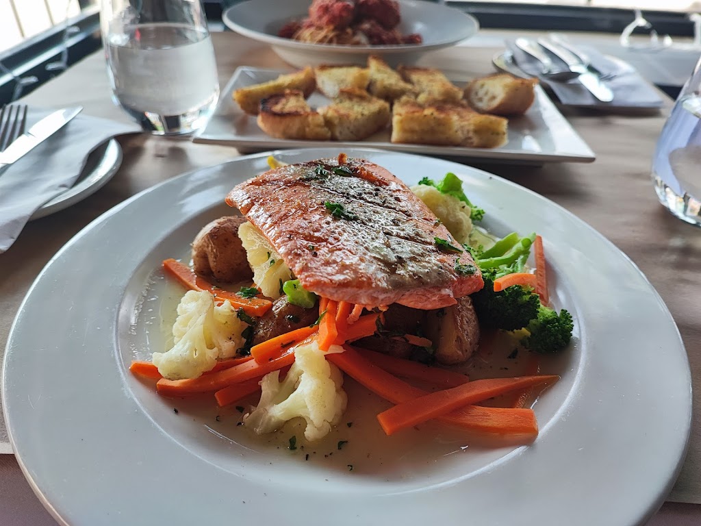 Queen's Pasta Café