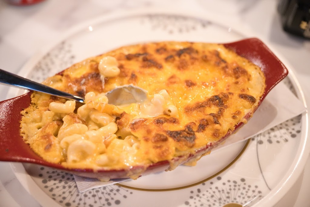 R Kitchen Restaurant - Scarborough