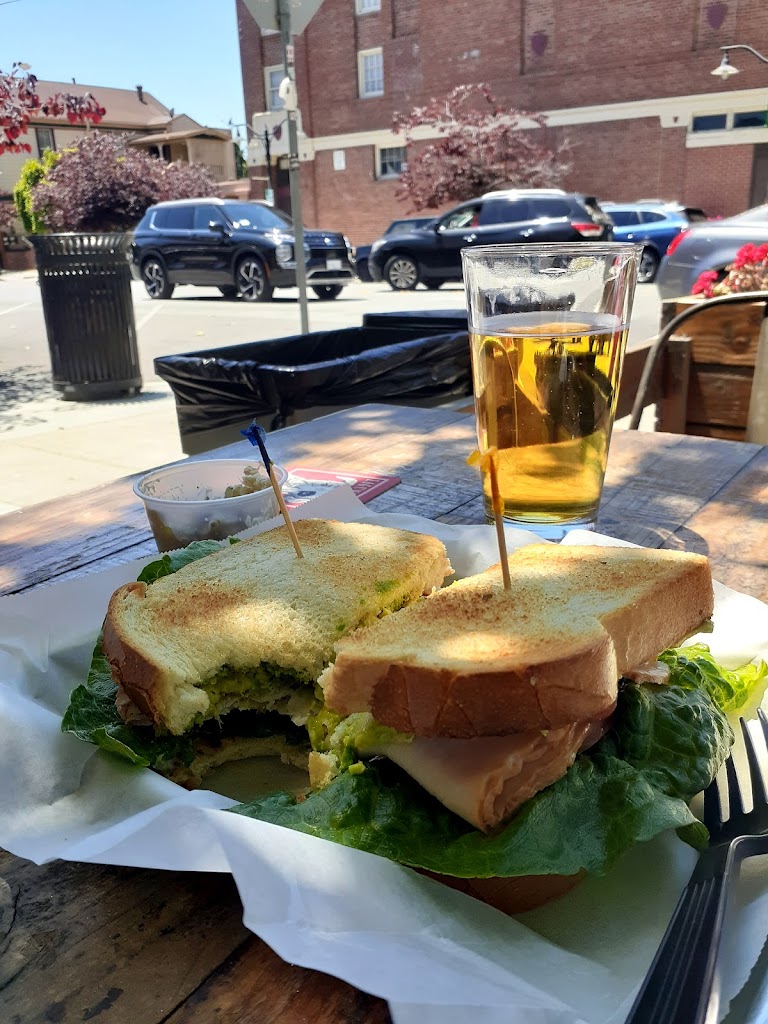 Rae Rae's at Joe's Corner