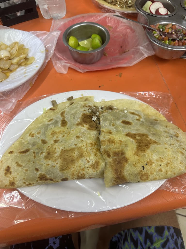Raymundo Bakery & Taqueria