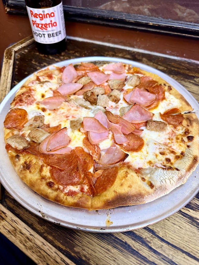 Regina Pizzeria